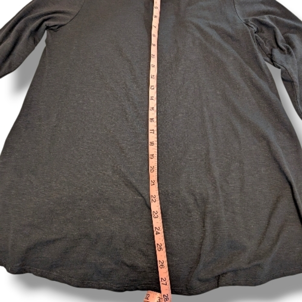 NWT Chico's Charcoal Long Sleeve V-Neck Ultimate Tee Top, Size 1 - Picture 5 of 5